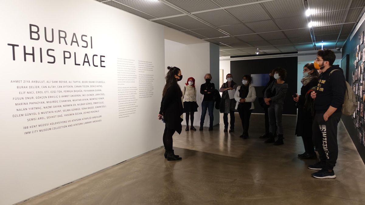 "Burası" sergisi Yapı Kredi Kültür Sanat\'ta tanıtıldı