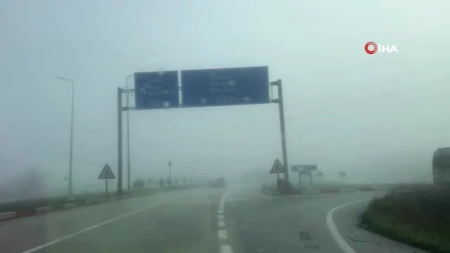 Çan'da sis sürücülere zor anlar yaşattı