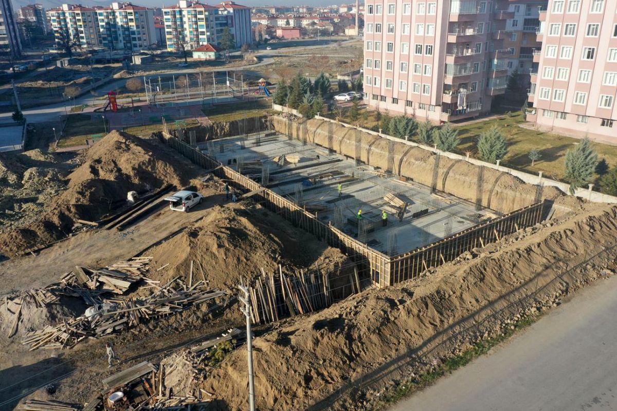 Konya Büyükşehir Ereğli\'ye yarı olimpik yüzme havuzu kazandırıyor