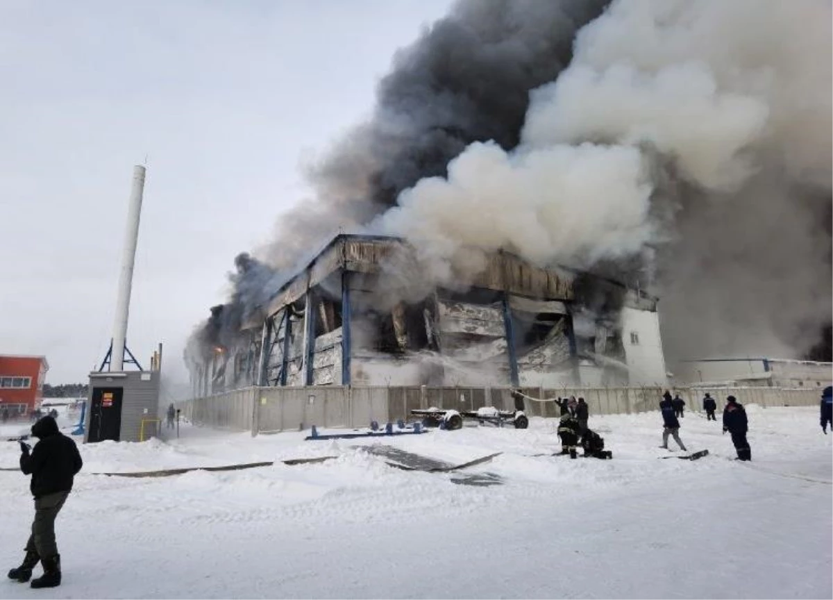Rusya\'da dondurma fabrikasında yangın