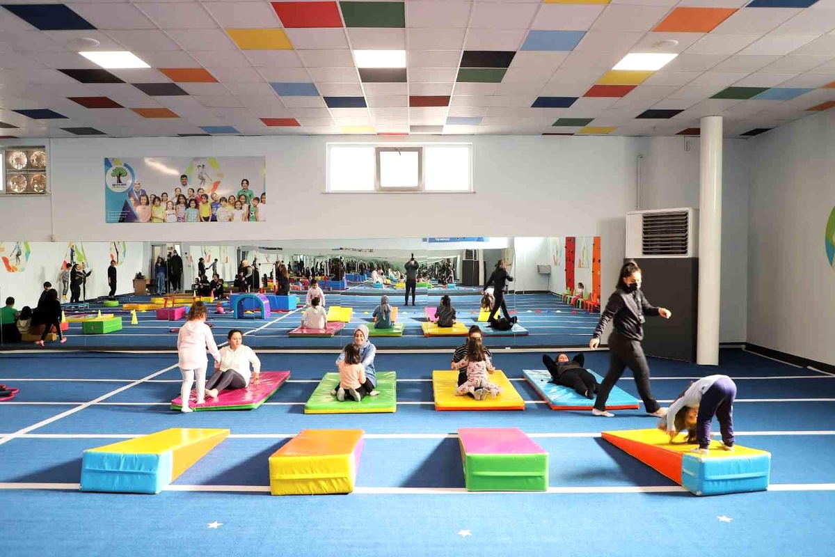 Spor akademisinde anne ve çocuklarına özel hizmet