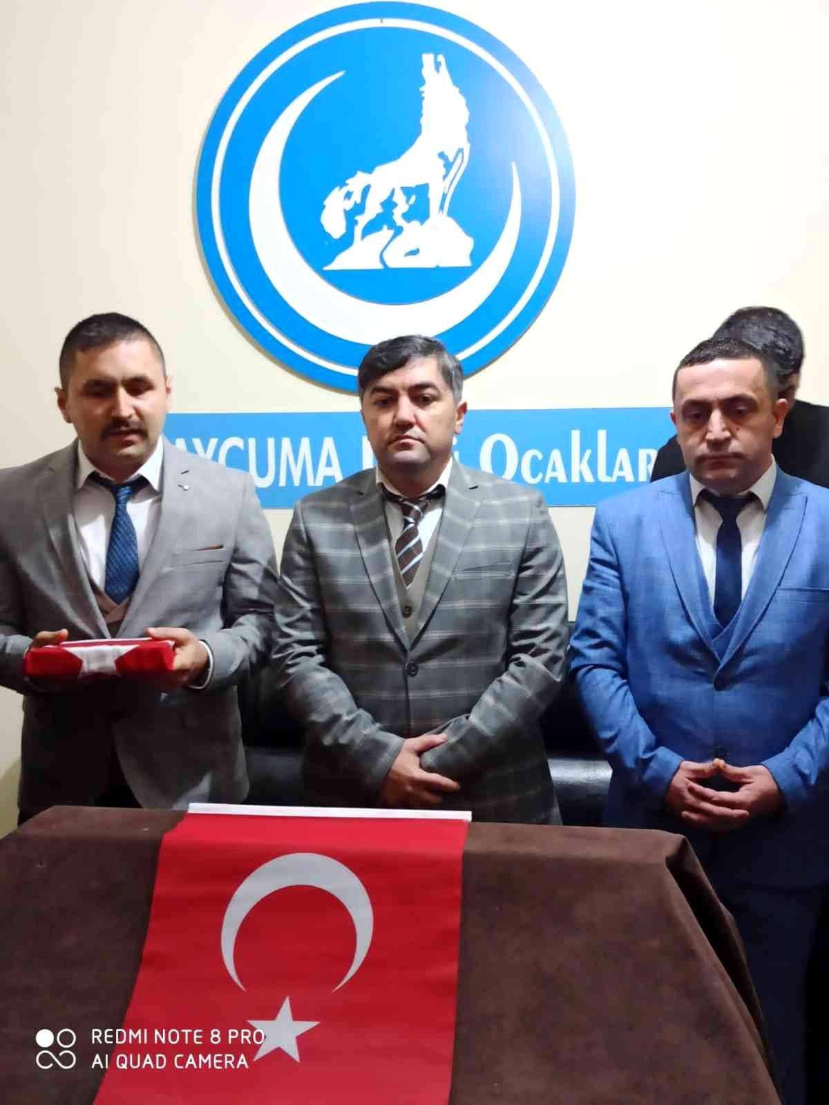 Ülkü Ocaklarında bayrak değişimi