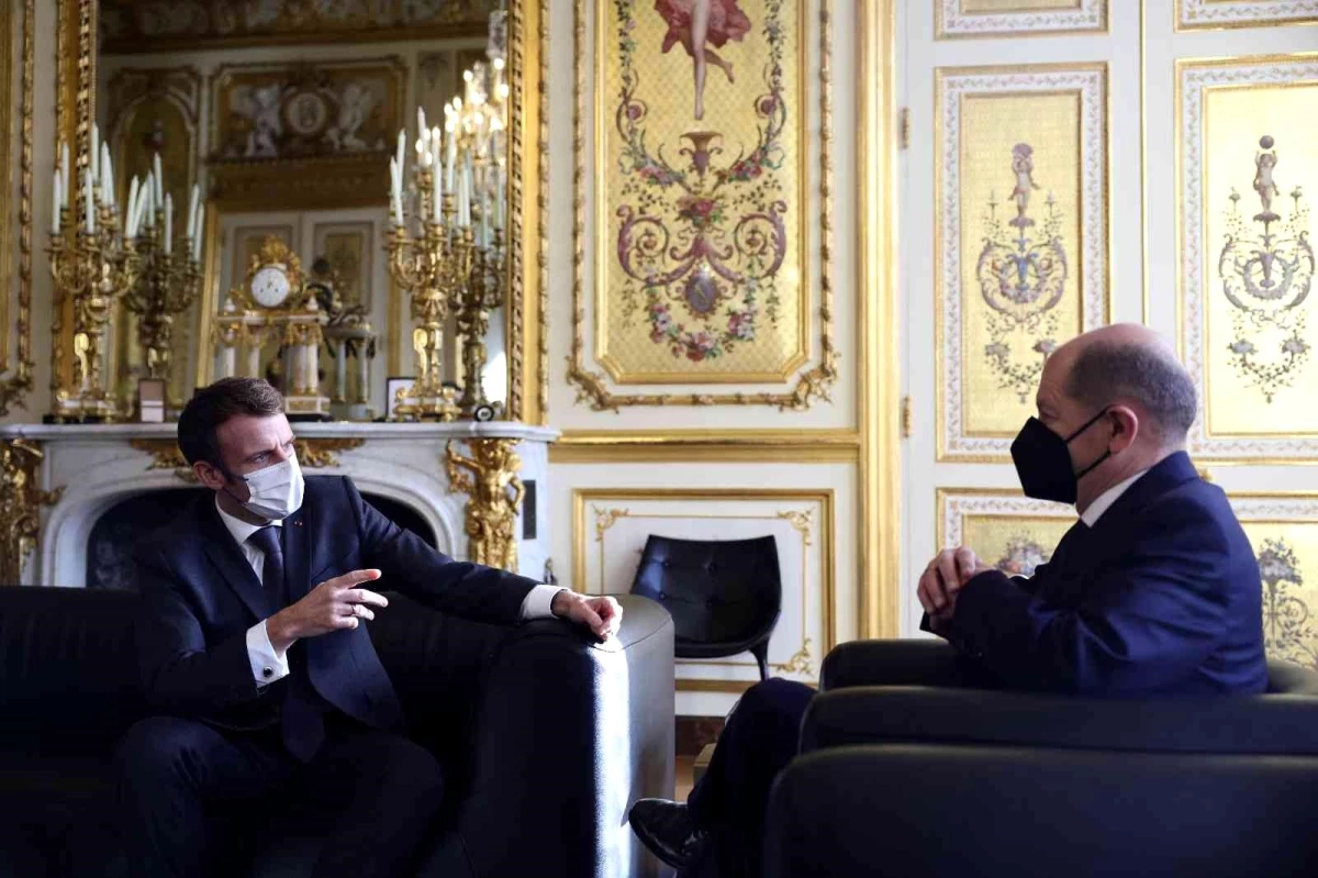 Almanya Başbakanı Scholz\'ın ilk yurt dışı ziyareti Fransa\'ya