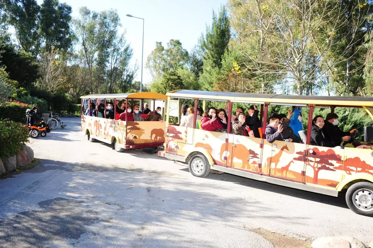 Balçovalı Engelli Çocuklar Doğal Yaşam Parkını gezdi