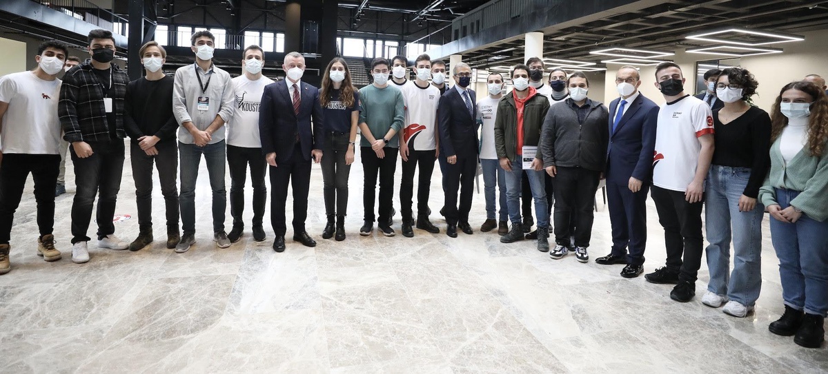 Başkan Büyükakın, \'\'2022\'de 30 teknoloji takımına destek vereceğiz\'\'