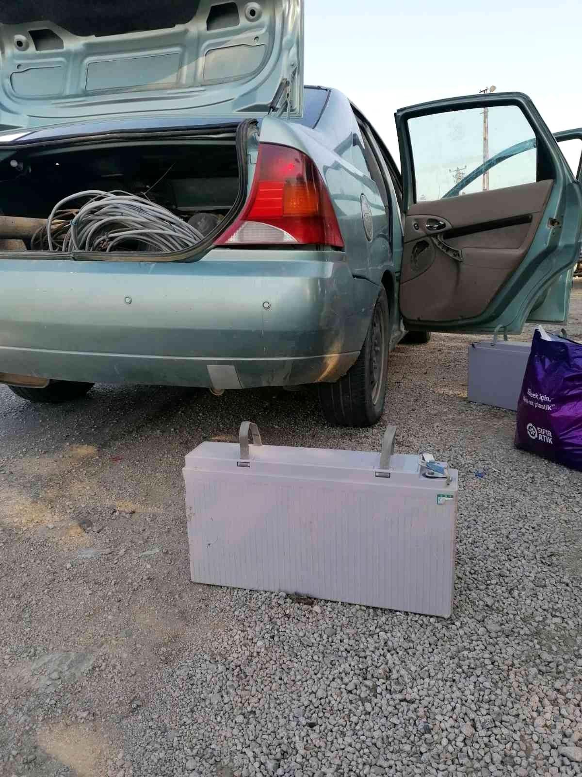 Baz istasyonundan akü çalan şüpheli yakalandı