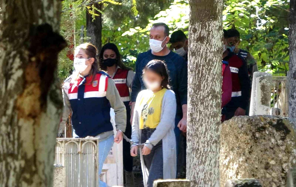 Bebeğini diri diri gömmeye çalıştı! Anne ve anneannenin cezası belli oldu