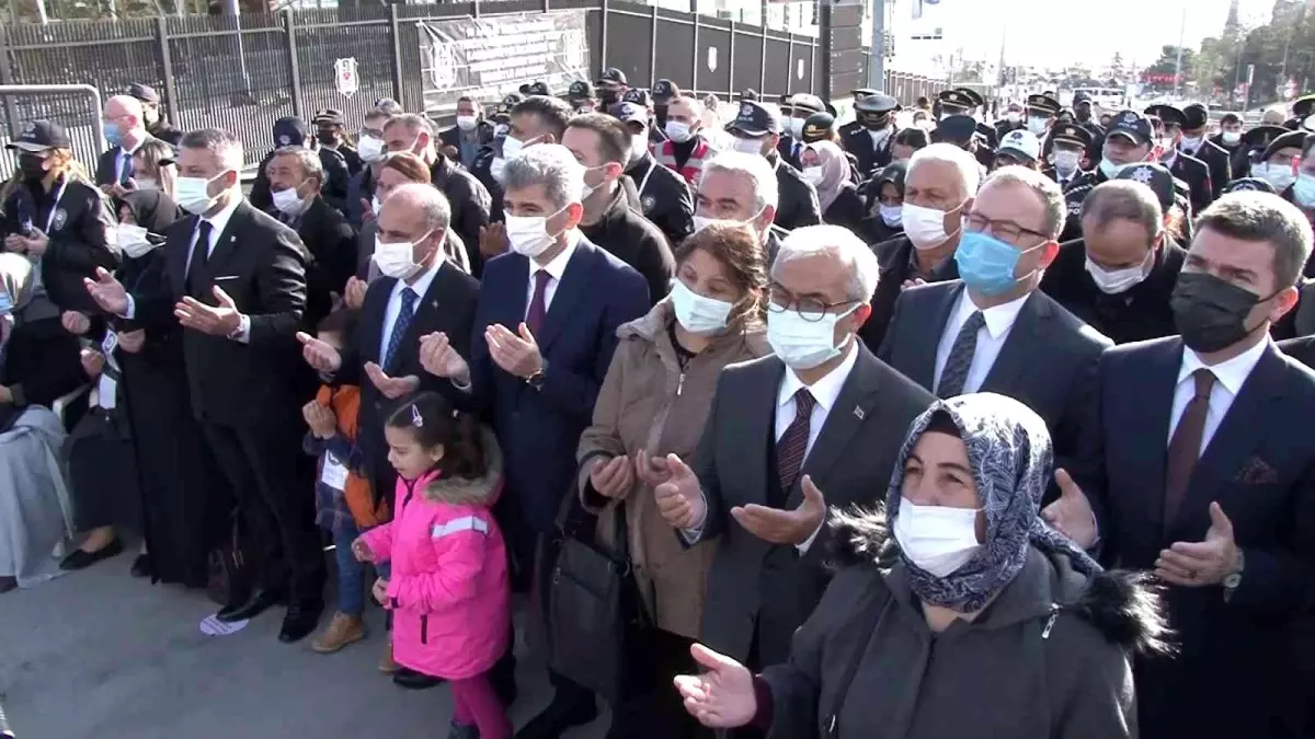 Son dakika haberleri... Beşiktaş Stadı\'ndaki terör saldırısında şehit olanlar anıldı