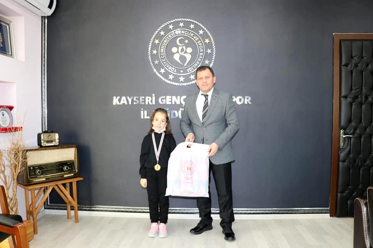 Jimnastik sporcularından Kabakcı\'ya ziyaret