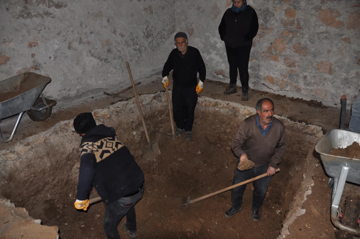 Kahramanmaraş\'ta tarihi kalıntı bulunan alanda arkeolojik kazı başlatıldı