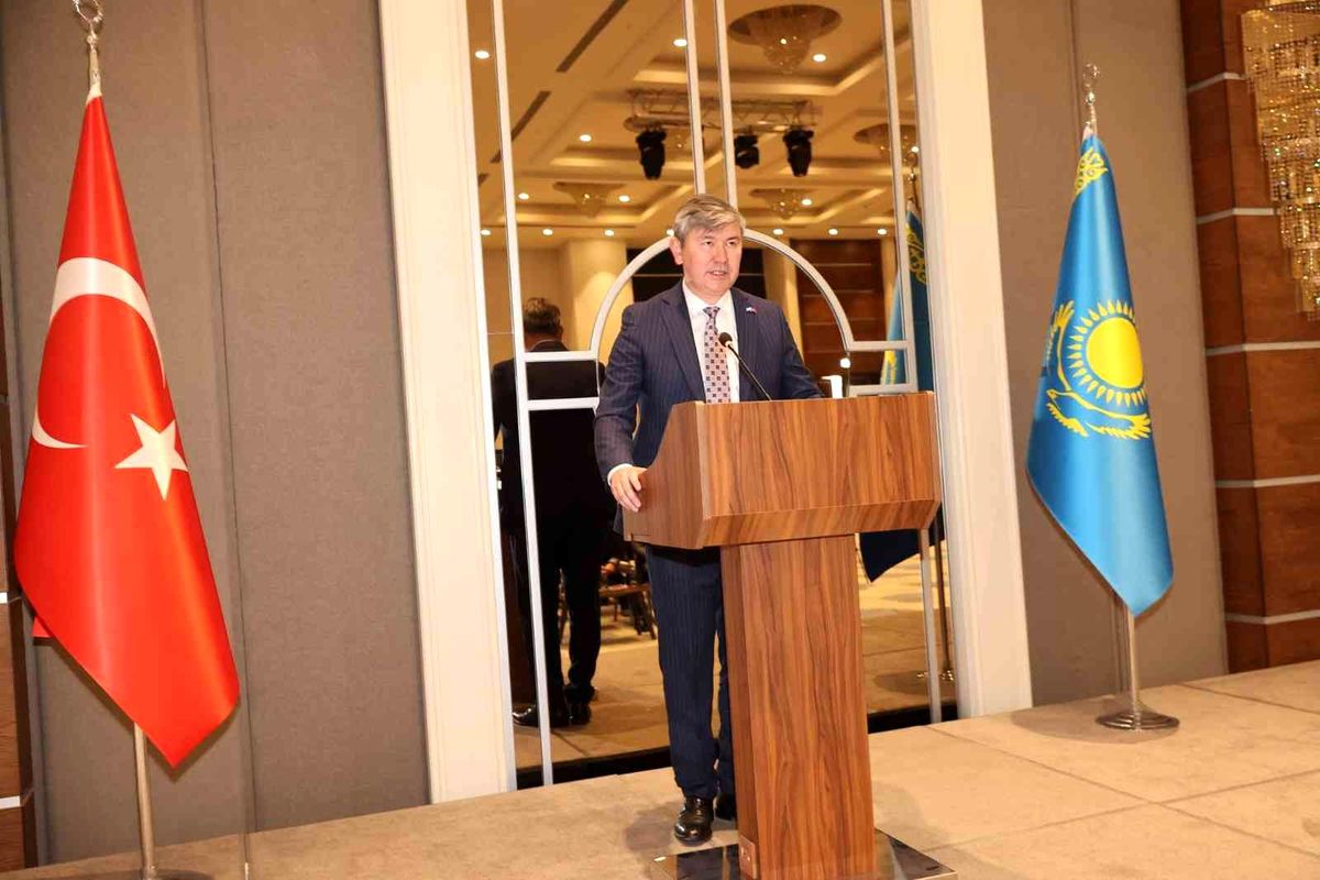 Kazakistan'da Türk yatırımcılarına destek