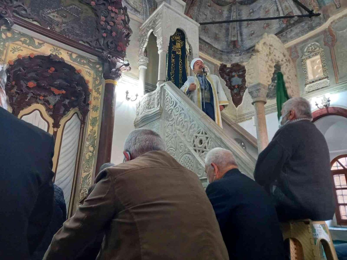 Koçarlı Müftüsü Ünsal\'dan, sosyal medya uyarısı