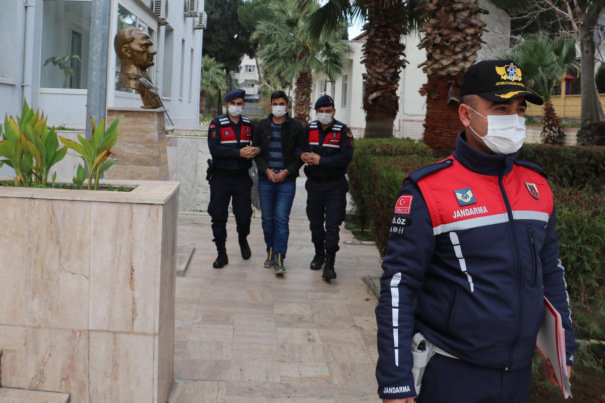 Manisa\'da hakkında 15 yıl kesinleşmiş hapis cezası bulunan hükümlü yakalandı