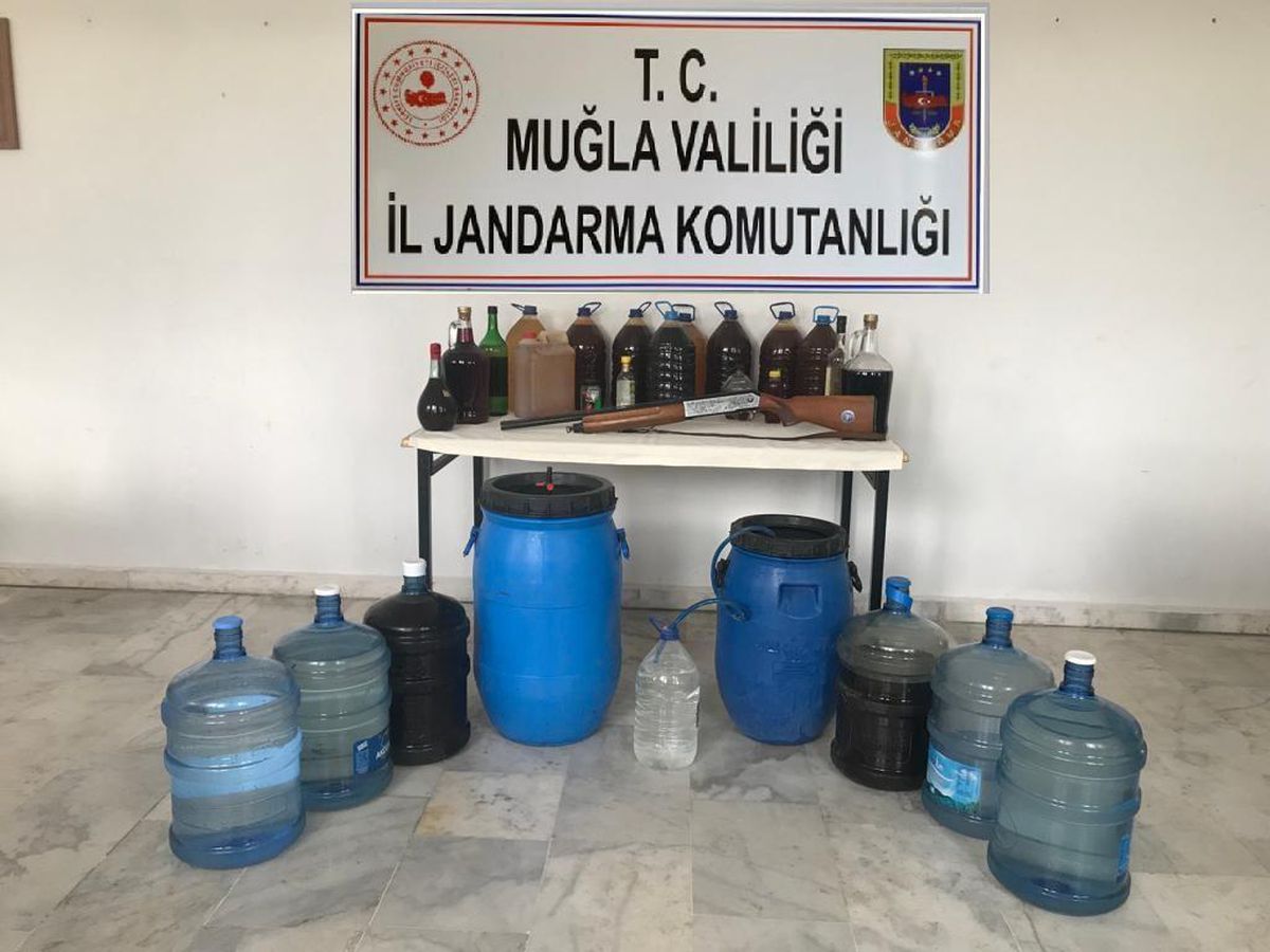 Muğla\'da kaçak içki ticareti iddiasıyla bir şüpheli yakalandı