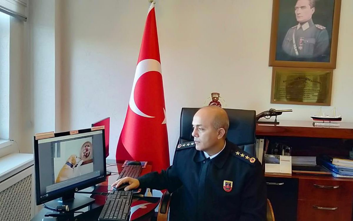 Sakarya Jandarma Komutanı Kutlu, AA'nın 'Yılın Fotoğrafları' oylamasına katıldı