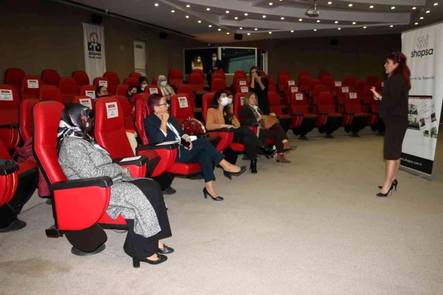 Shopsa Akademi, Adana'daki kadın girişimcilere anlatıldı