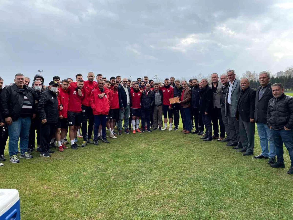 STK başkanlarından Turgutluspor\'a destek