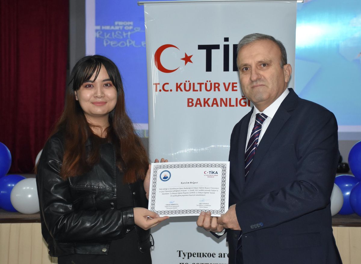 TİKA, Özbekistan\'da iş Türkçesi eğitim semineri düzenledi
