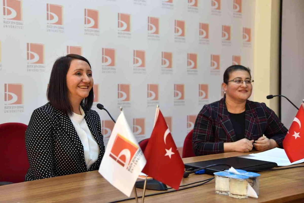 \'Türkiye\'de Kadının Siyasi Hakları\' konferansı yapıldı