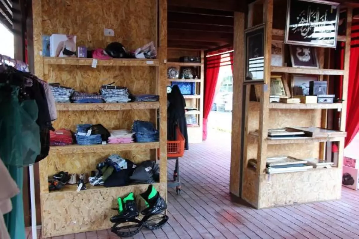 Yardımseverler \'TOGEM-DER\' Bahçesi\'nde buluştu