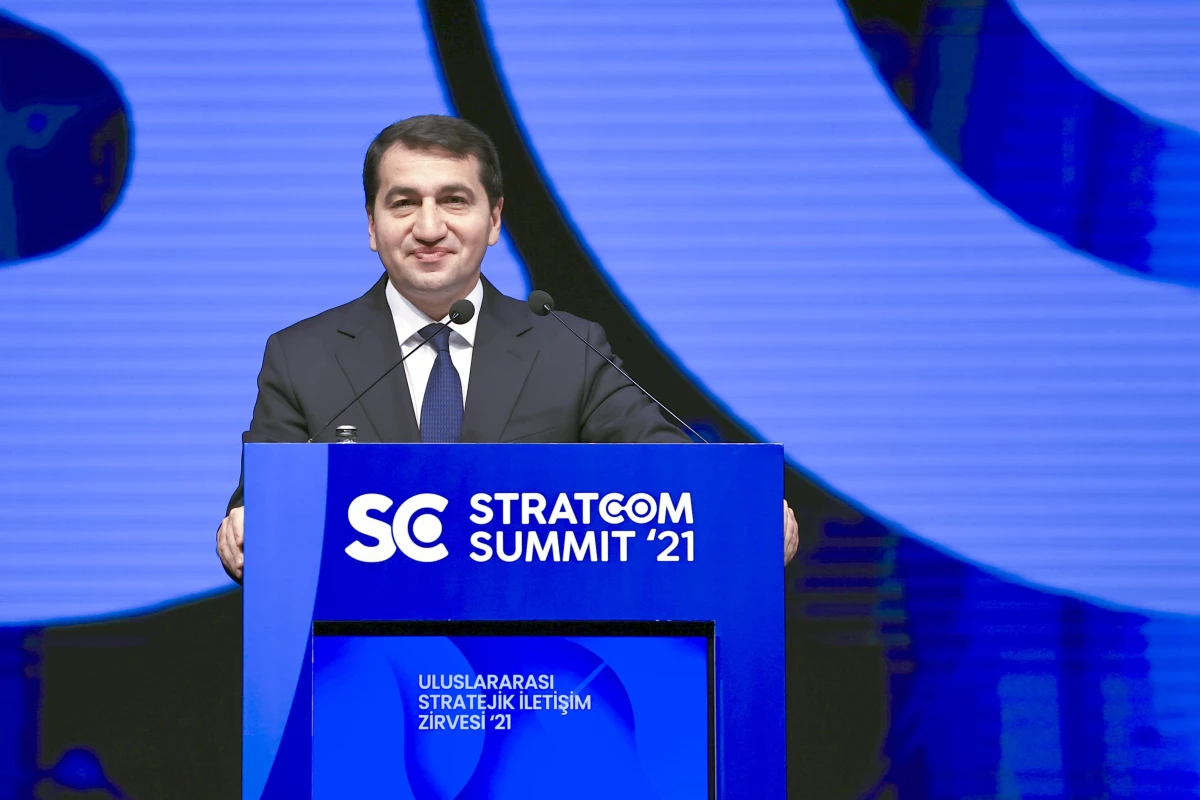 Azerbaycan Cumhurbaşkanı Müşaviri Hacıyev, Stratcom Zirvesi\'nde konuştu Açıklaması