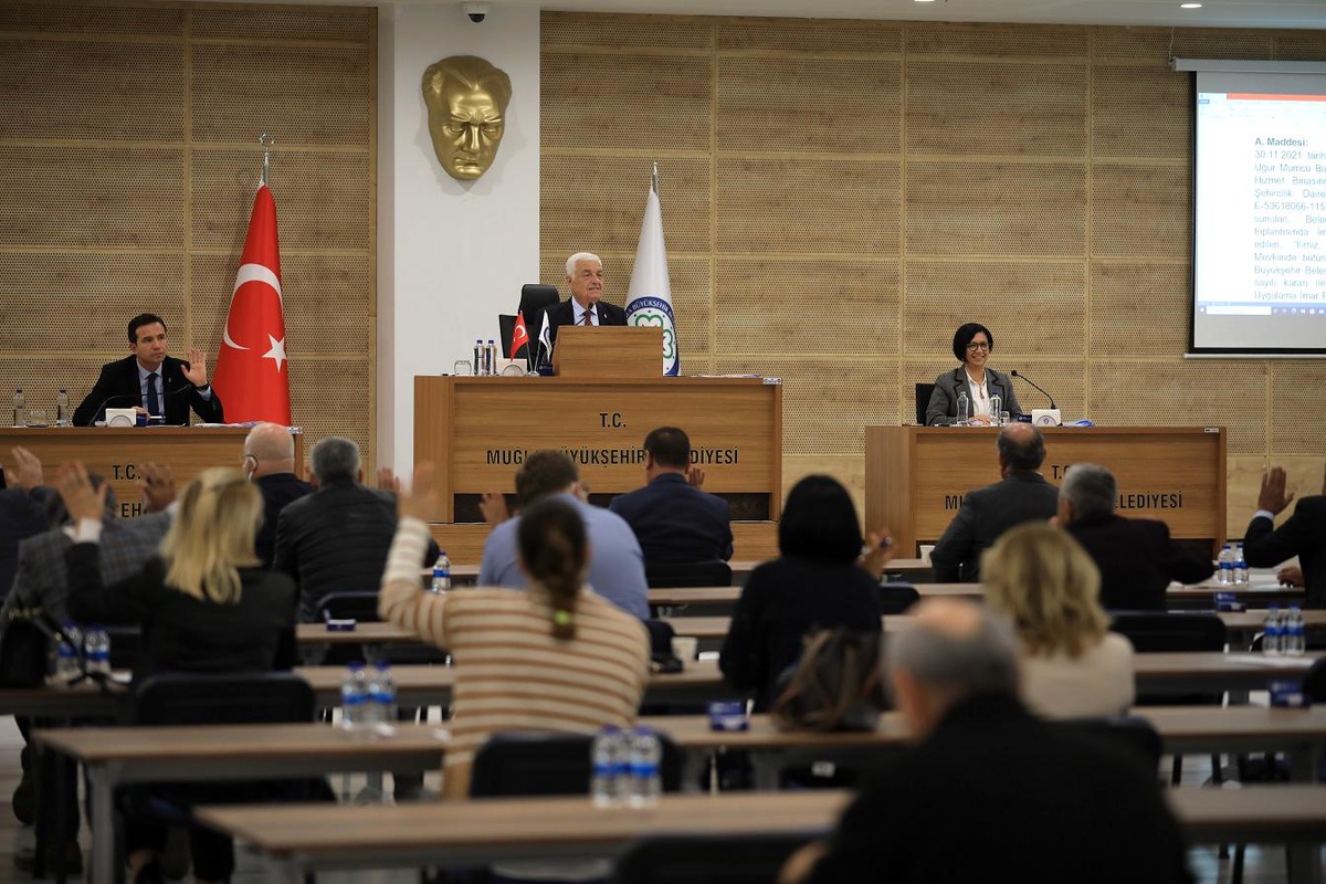 Büyükşehir Meclisi uyum ve işbirliği ile Muğla için çalışıyor