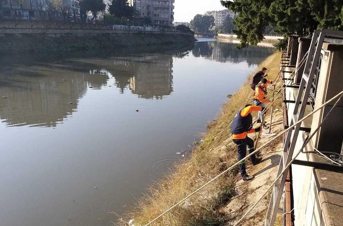 Hatay'da Asi Nehri ve çevresinde temizlik yapıldı