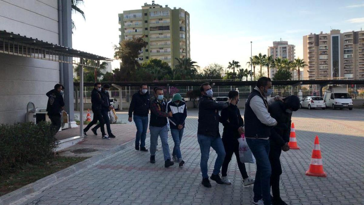 Kazanılmış görünümlü iddaa kuponlarıyla dolandırıcılığa 4 tutuklama