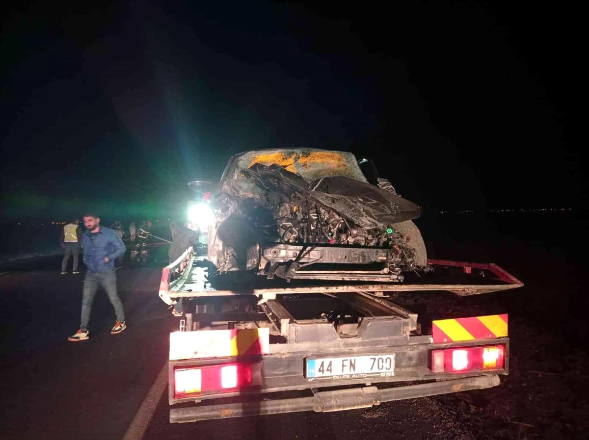Son dakika haber | Otomobil askeri araca arkadan çarptı: 1 ölü, 2 yaralı