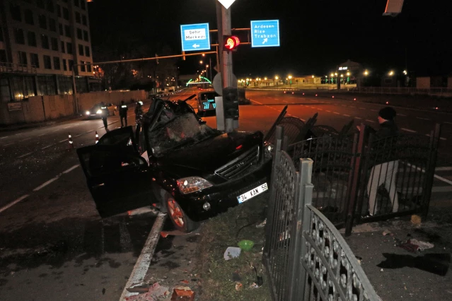 Tır ile otomobilin çarpıştığı kazada 1 kişi öldü, 1 kişi yaralandı