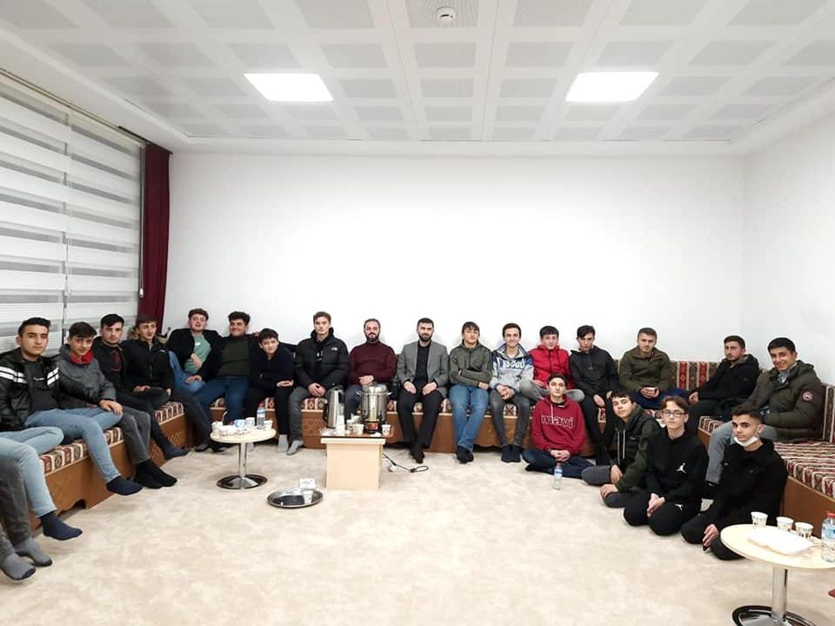 Türkeli\'de "Gençlerle başbaşa" programı düzenlendi