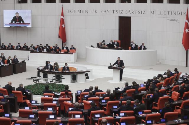 Türkiye'de çare bulunamıyor mu? Bakan Koca iddialara Meclis kürsüsünden karşılık verdi
