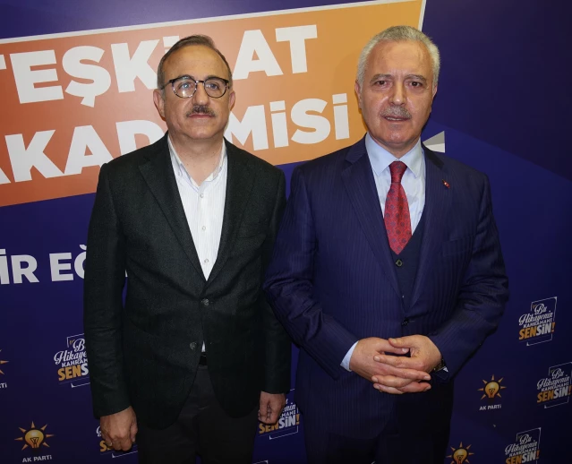 AK Parti Teşkilat Akademisi İzmir Eğitim Programı sona erdi