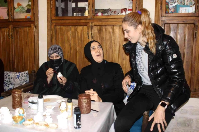 Bahar Toksoy Guidetti, Kilis Aktif Yaşam Merkezi'ndeki yaşlılar ile buluştu