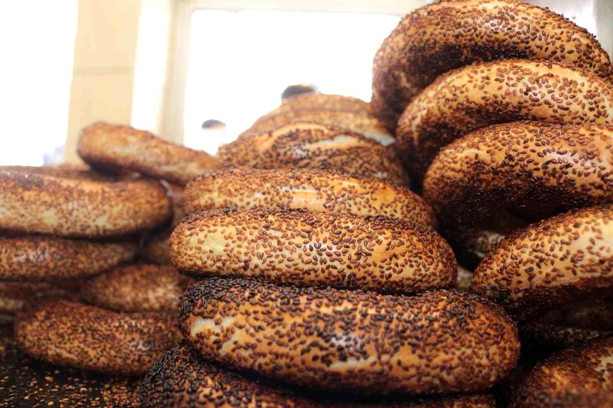 Balıkesir\'de simit 3 lira oldu