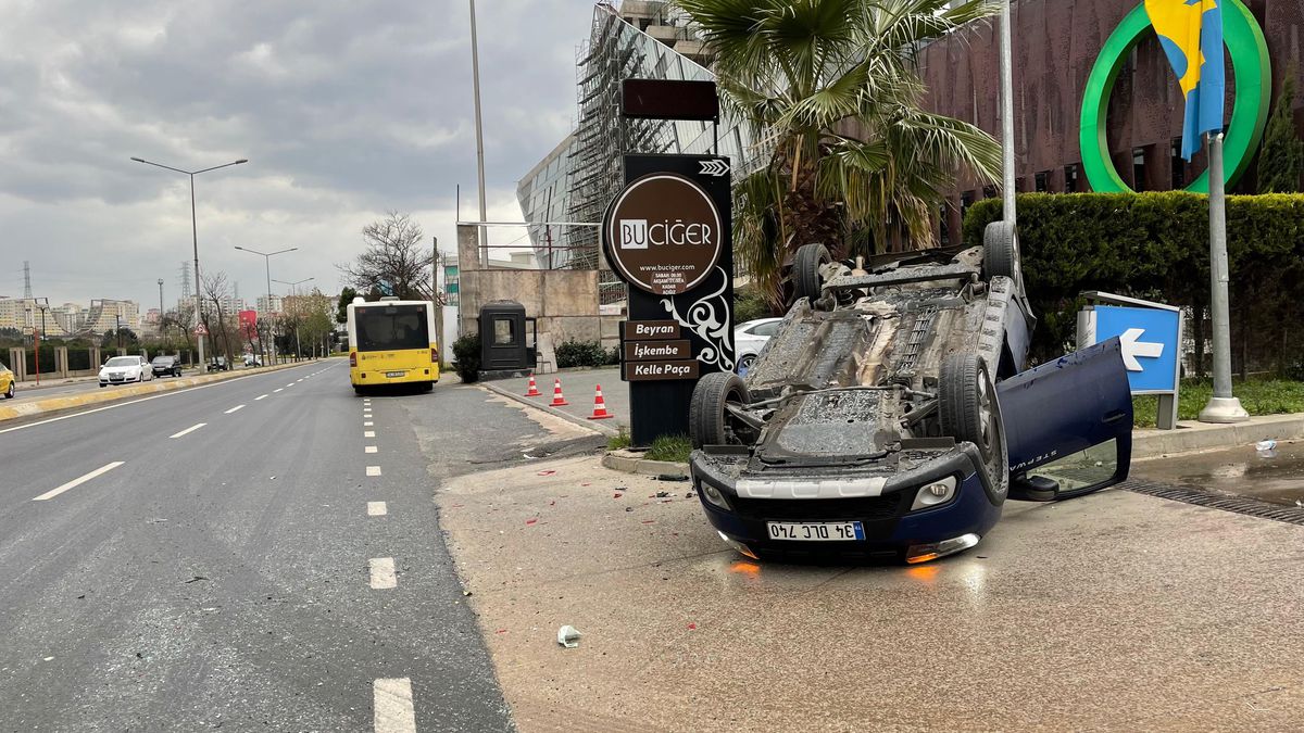 Son dakika! Pendik\'teki trafik kazasında 2 kişi yaralandı
