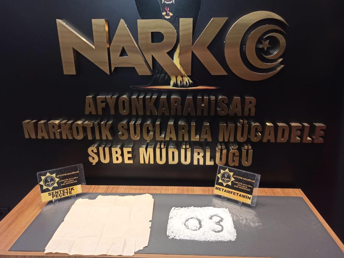 Afyonkarahisar\'da uyuşturucu operasyonunda 2 şüpheli yakalandı