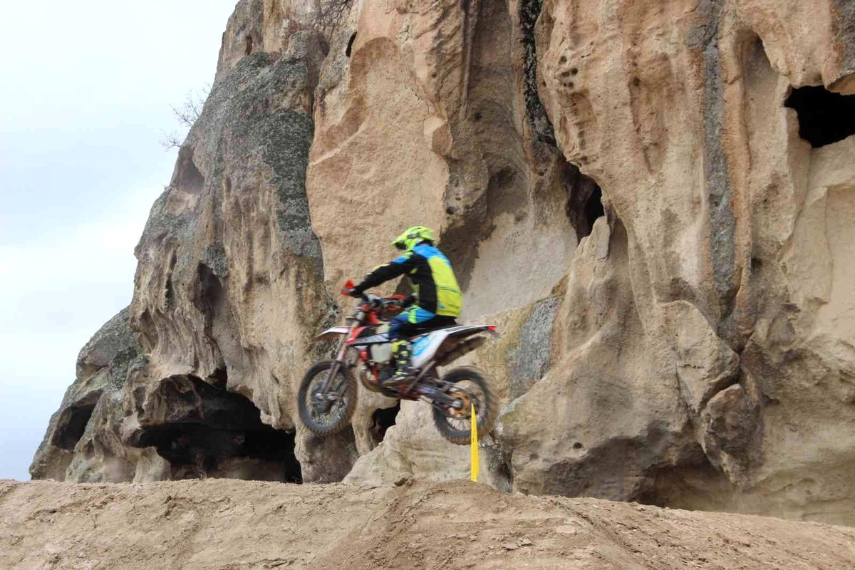 Ayazini Enduro ve ATV Şampiyonası\'nı iki günde yaklaşık 15 bin kişi izledi