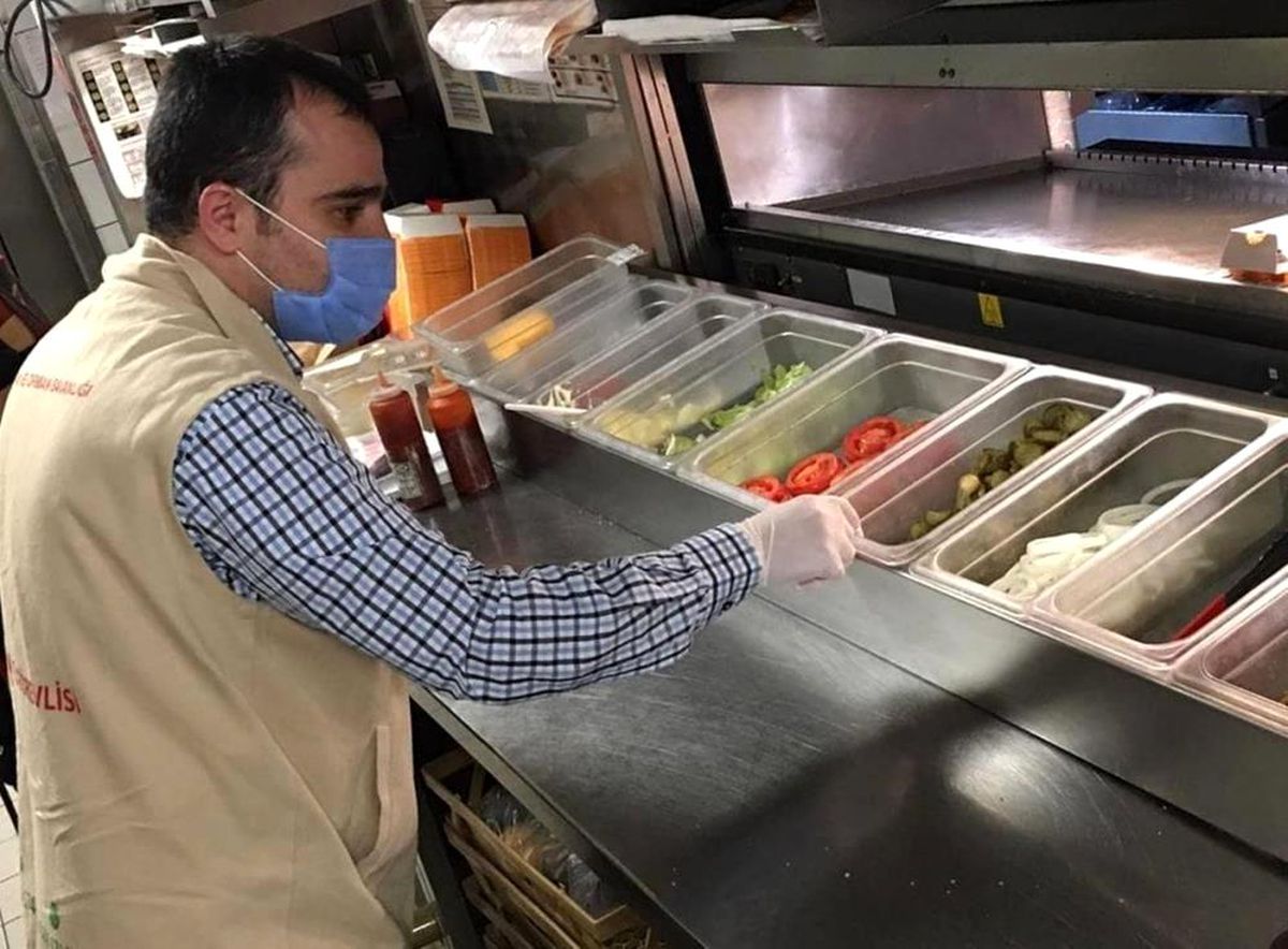 Aydın\'da 30 adet gıda işletmesine 652 bin lira ceza kesildi