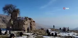 Bitlis'te tarihi yapılar define avcıları tarafından tahrip ediliyor