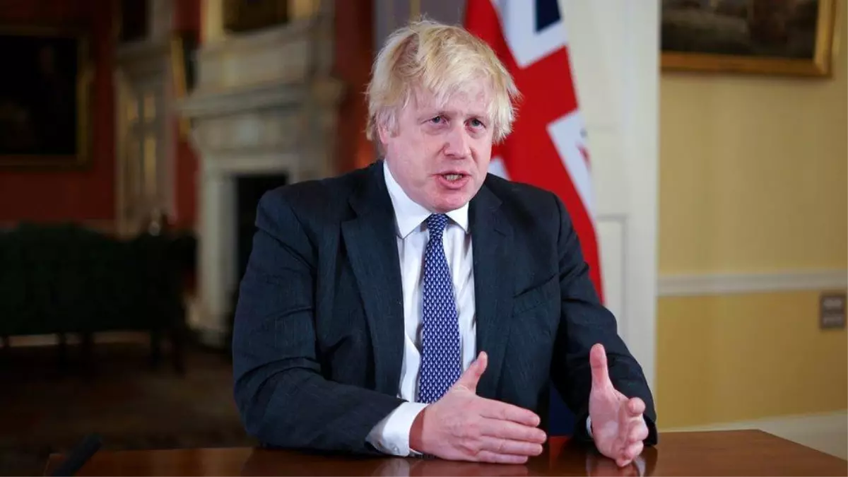 Covid: Boris Johnson \'Omicron dalgası geliyor\' dedi, ay sonuna kadar tüm yetişkinlere üçüncü doz aşı sunulacak