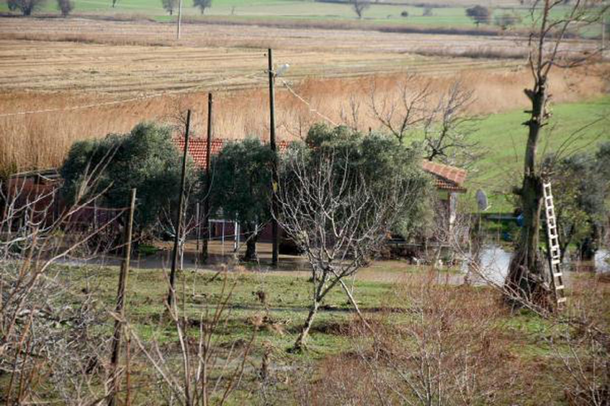 Edirne\'nin Enez ilçesinde sağanak sele dönüştü: 1 ölü (3)