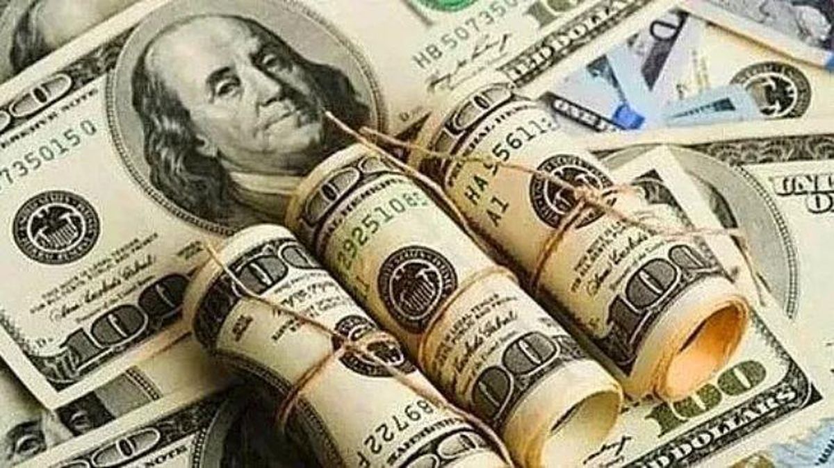 "Eski sevgilim bile bu kadar hızlı değer kaybetmemişti!" Sosyal medyadan dolar tepkileri