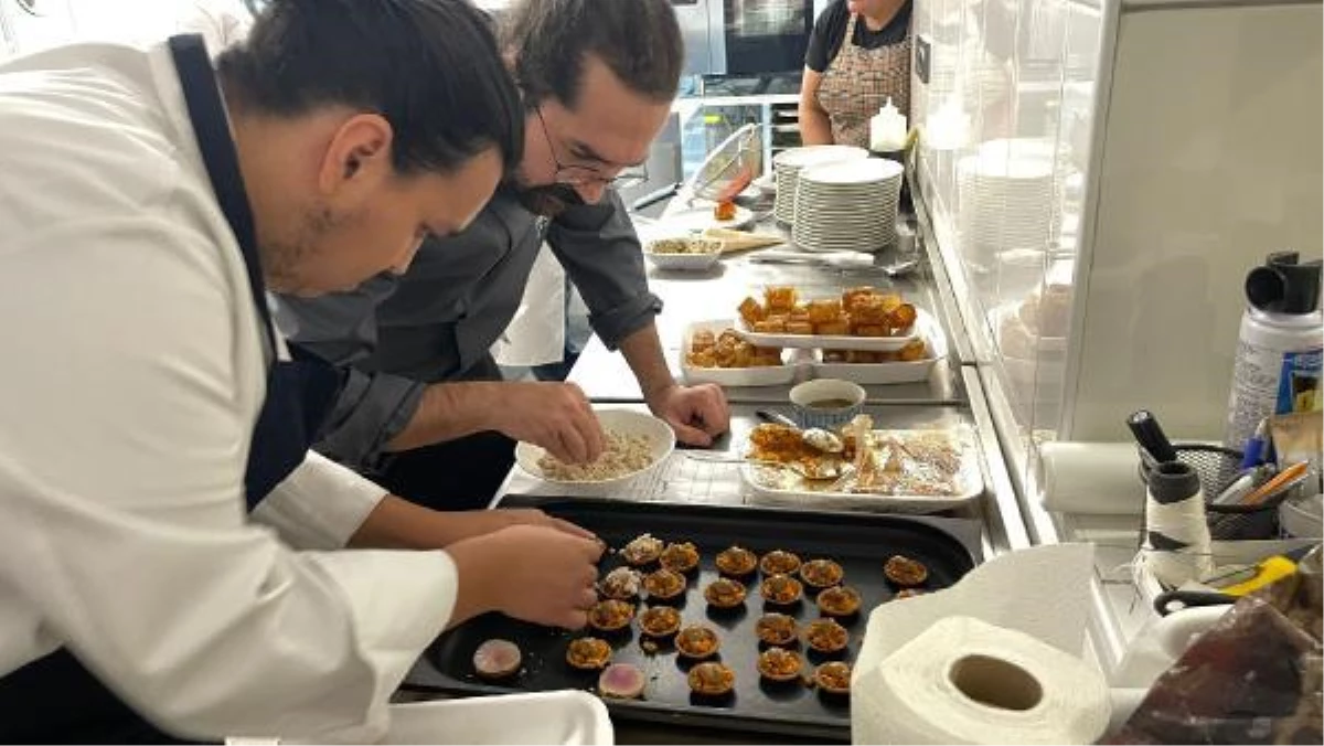 Gastronomi öğrencileri Michelin yıldızlı şefle mutfağa girdi
