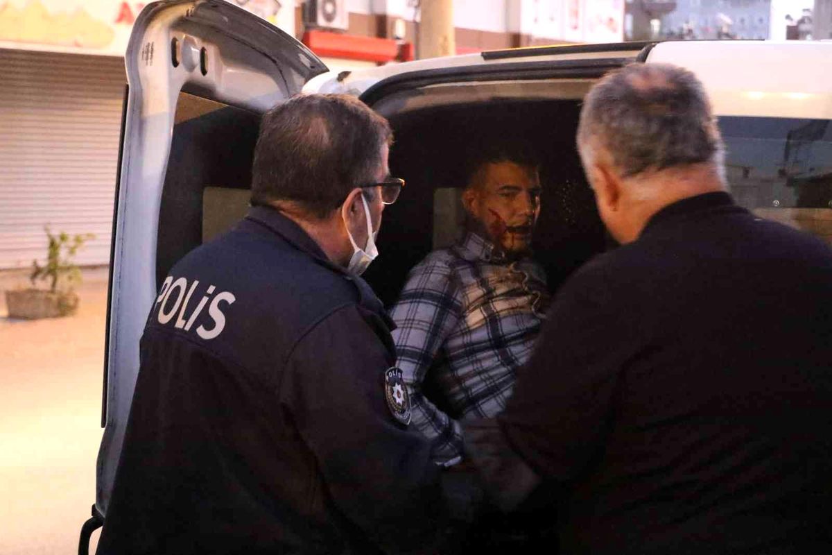 Son dakika haberi! Kadın polisi sokak ortasında bıçaklayan sözleşmeli er tutuklandı