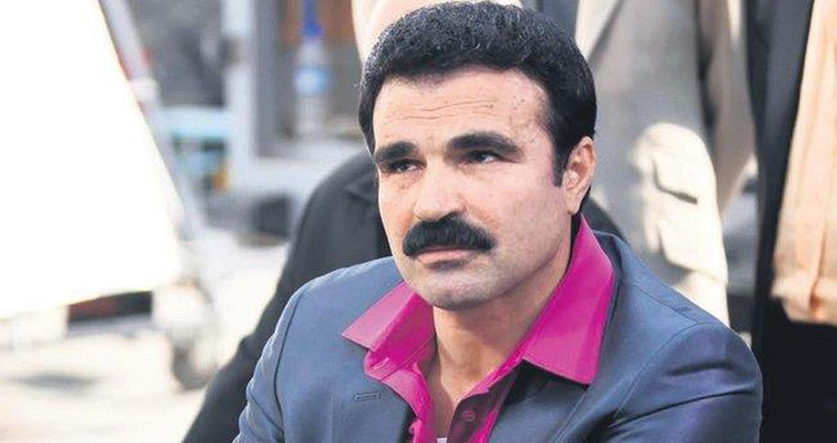 Sevgilisinin bıçaklı saldırısına uğrayan şarkıcı Ferhat Güzel, polise sığındı