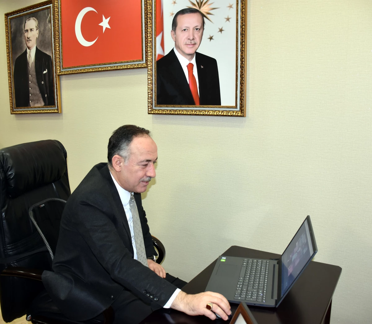 Kırıkkale Belediye Başkanı Saygılı, "Yılın Fotoğrafları" oylamasına katıldı