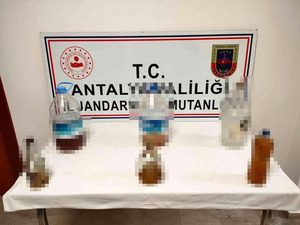 Manavgat\'ta kaçak alkol operasyonu