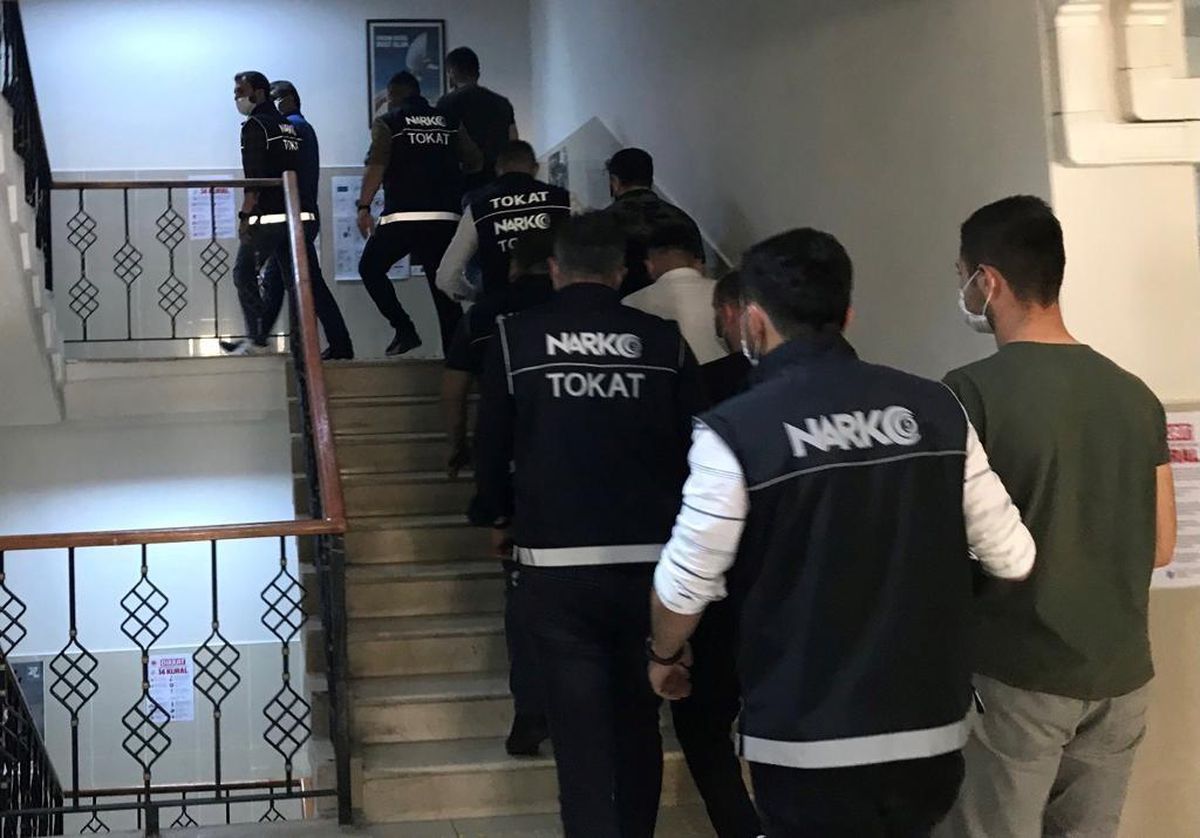 Son dakika: Tokat'ta 'torbacı' operasyonunda gözaltına alınan 7 kişi tutuklandı