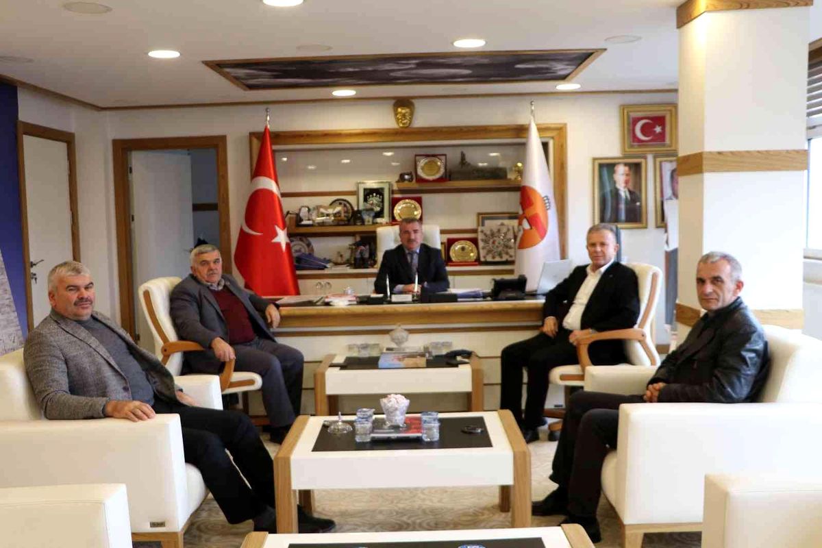 Başkan Özdemir: "Canlı hayvan pazarımızı inşallah kısa süre sonra hizmete açacağız"
